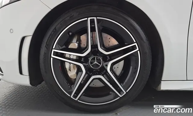 Mercedes-Benz A-Class 2021 2.0 автомат (гидро), миниатюра 5 Mercedes-Benz A-Class 2021 2.0 автомат (гидро), миниатюра 5