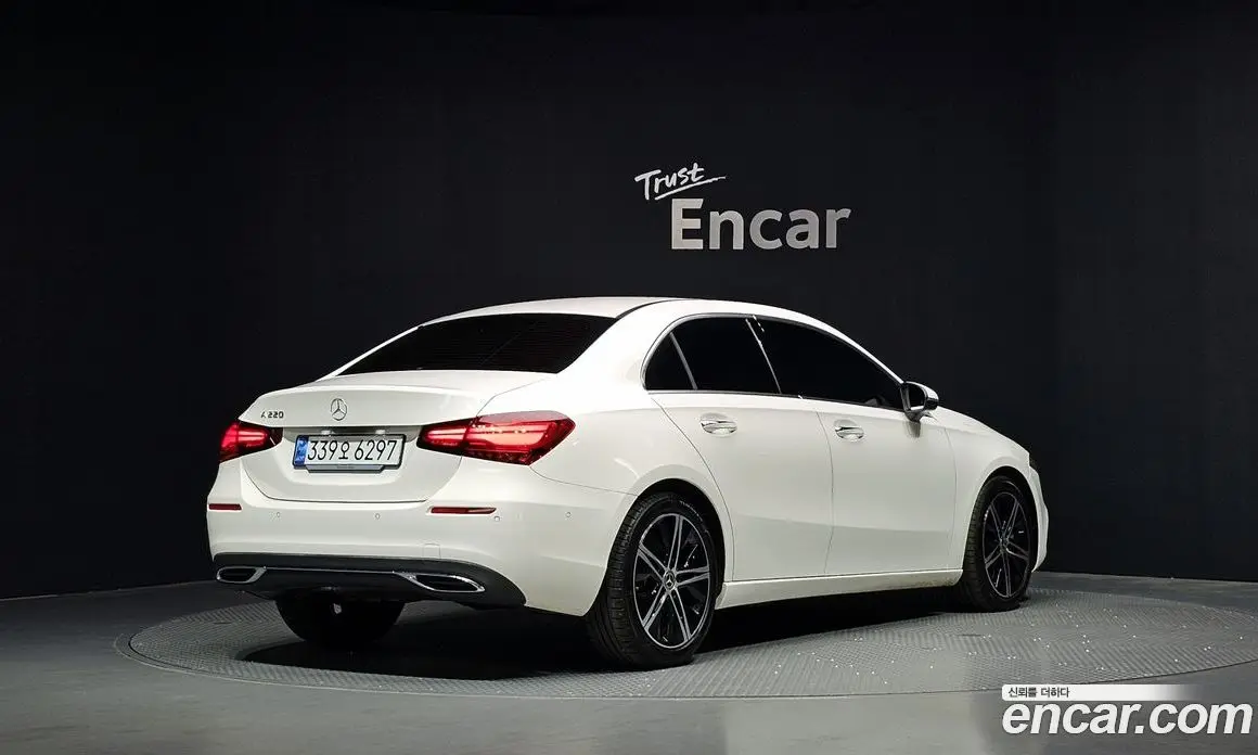 Mercedes-Benz A-Class 2024 2.0 автомат (гидро), фото 2 Mercedes-Benz A-Class 2024 2.0 автомат (гидро), фото 2