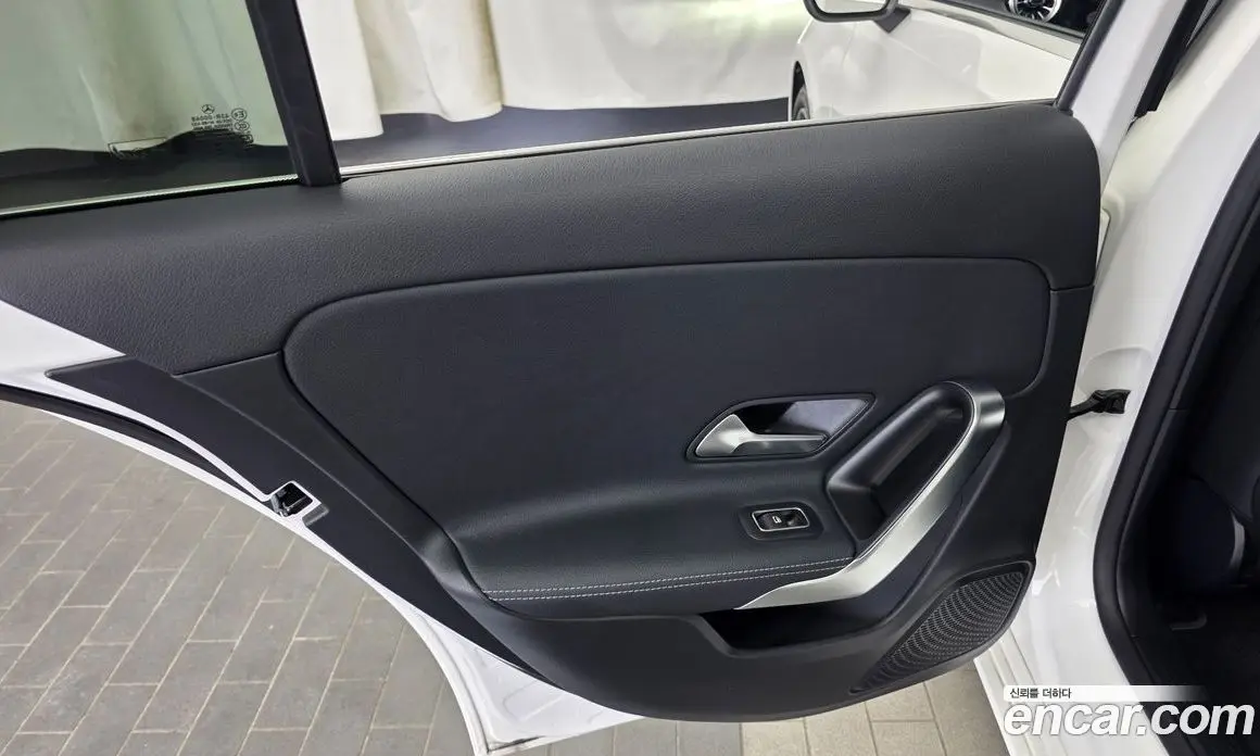 Mercedes-Benz A-Class 2024 2.0 автомат (гидро), фото 15 Mercedes-Benz A-Class 2024 2.0 автомат (гидро), фото 15