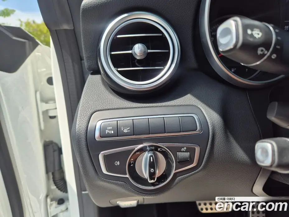 Mercedes-Benz C-Class 2017 2.0 автомат (гидро), фото 13 Mercedes-Benz C-Class 2017 2.0 автомат (гидро), фото 13