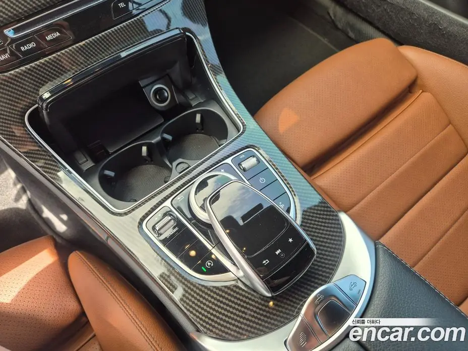 Mercedes-Benz C-Class 2017 2.0 автомат (гидро), фото 15 Mercedes-Benz C-Class 2017 2.0 автомат (гидро), фото 15