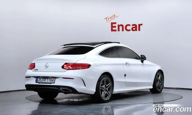 Mercedes-Benz C-Class 2020 2.0 автомат (гидро), миниатюра 2