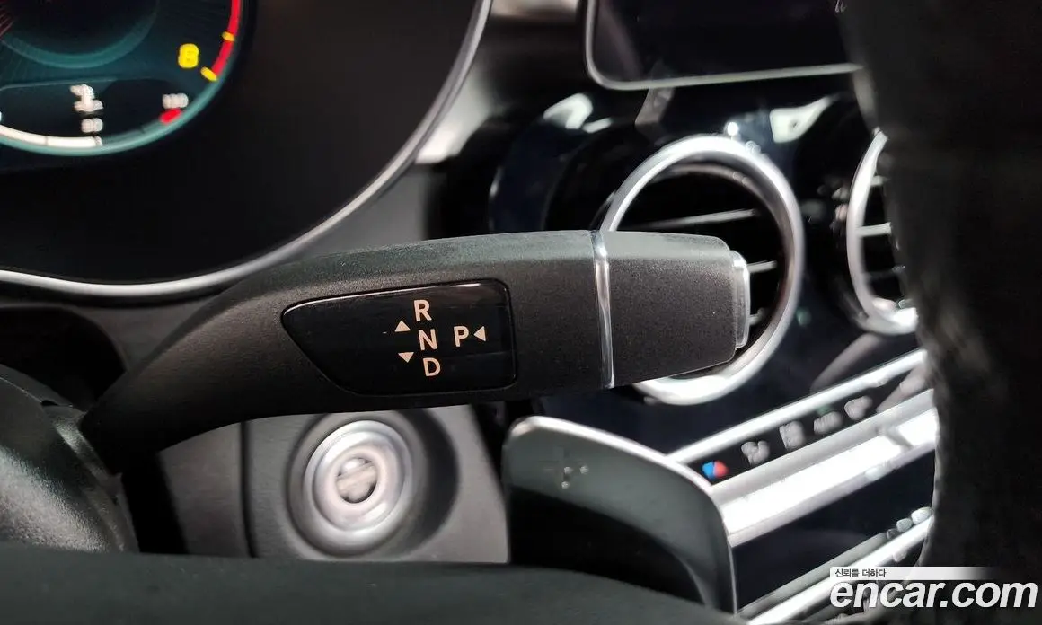 Mercedes-Benz C-Class 2020 2.0 автомат (гидро), фото 9