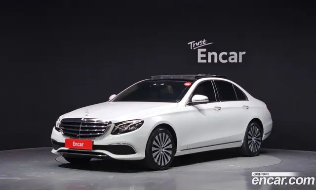 Mercedes-Benz E-Class, 2016, 85 457 км