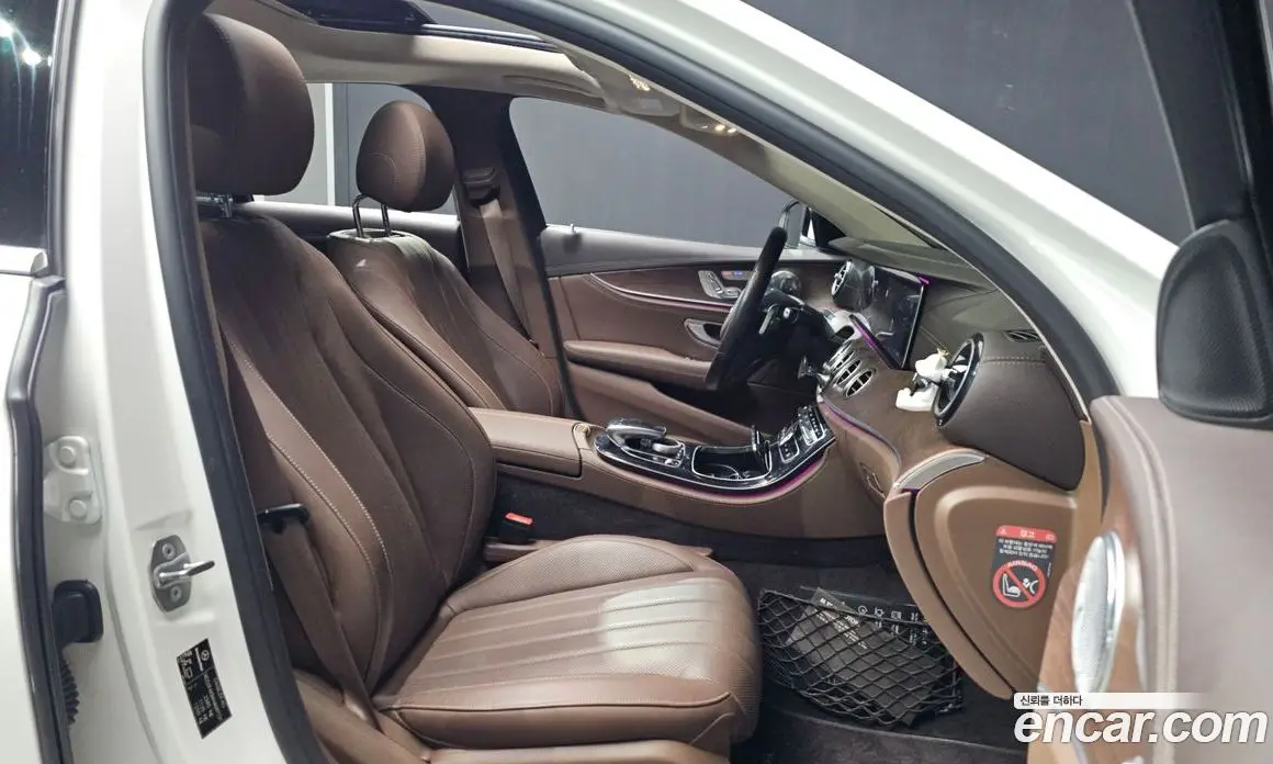 Mercedes-Benz E-Class 2016 2.0 автомат (гидро), фото 11 Mercedes-Benz E-Class 2016 2.0 автомат (гидро), фото 11