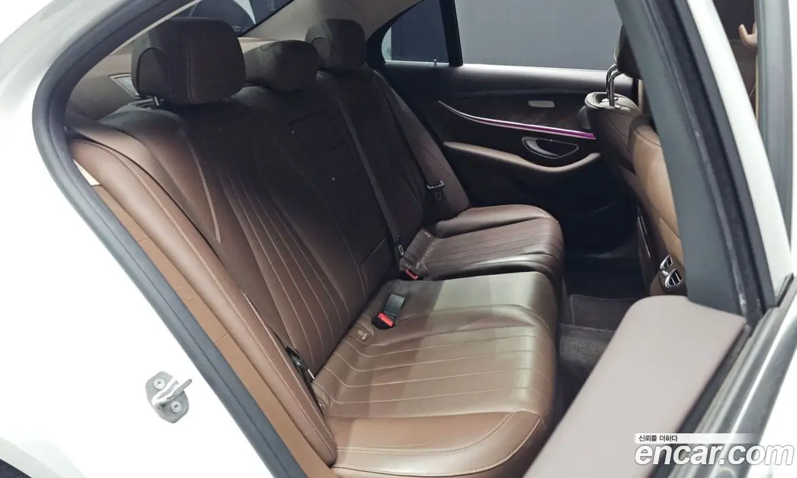 Mercedes-Benz E-Class 2016 2.0 автомат (гидро), фото 12 Mercedes-Benz E-Class 2016 2.0 автомат (гидро), фото 12