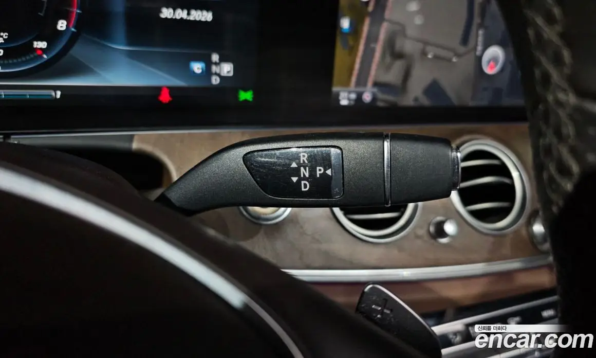 Mercedes-Benz E-Class 2016 2.0 автомат (гидро), фото 9 Mercedes-Benz E-Class 2016 2.0 автомат (гидро), фото 9
