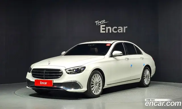 Mercedes-Benz E-Class 2021 2.0 автомат (гидро), миниатюра 1 Mercedes-Benz E-Class 2021 2.0 автомат (гидро), миниатюра 1