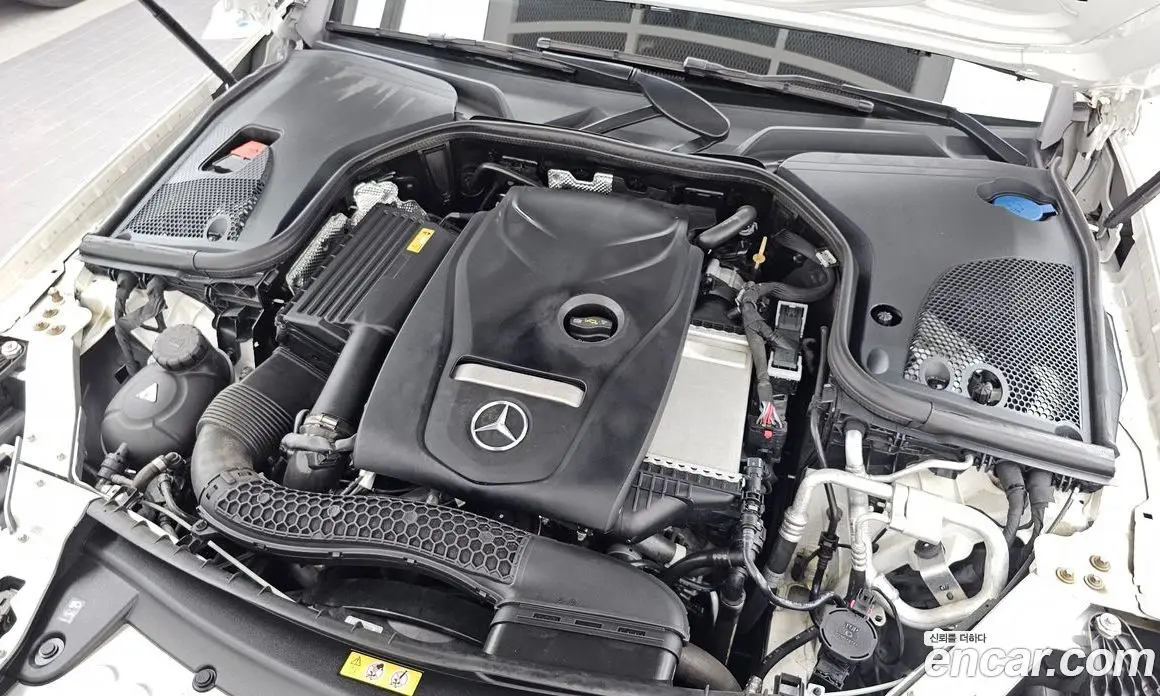 Mercedes-Benz E-Class 2021 2.0 автомат (гидро), фото 6 Mercedes-Benz E-Class 2021 2.0 автомат (гидро), фото 6