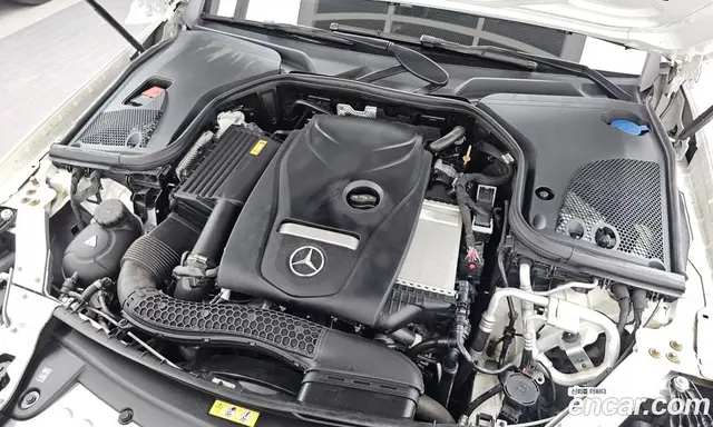 Mercedes-Benz E-Class 2021 2.0 автомат (гидро), миниатюра 6 Mercedes-Benz E-Class 2021 2.0 автомат (гидро), миниатюра 6