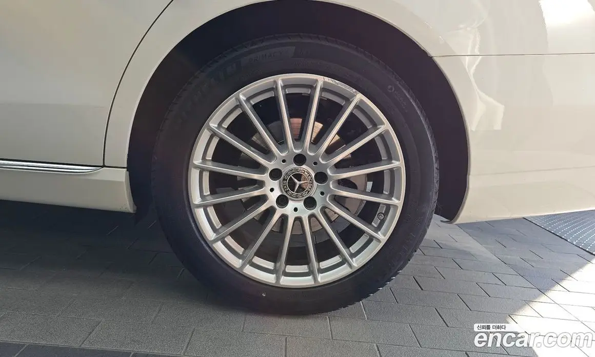 Mercedes-Benz E-Class 2021 2.0 автомат (гидро), фото 7 Mercedes-Benz E-Class 2021 2.0 автомат (гидро), фото 7