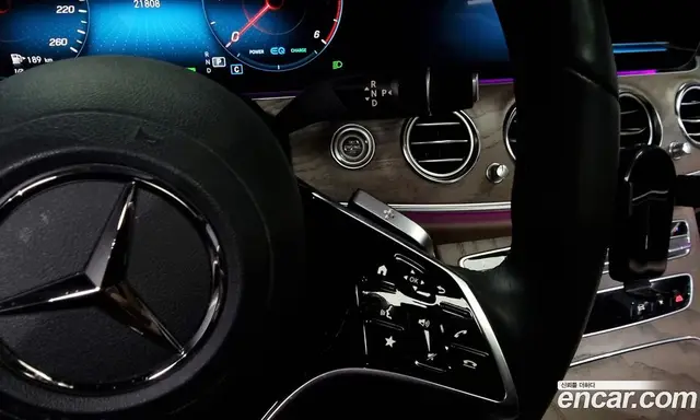 Mercedes-Benz E-Class 2023 1.9 автомат (гидро), миниатюра 9