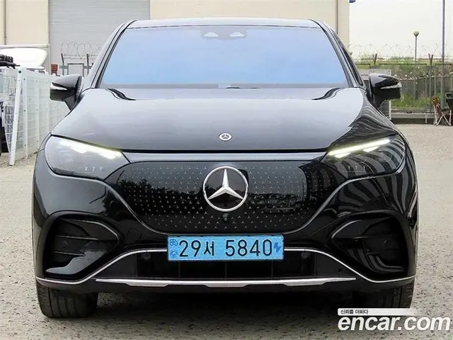 Mercedes-Benz EQE 2023 0.3 автомат (гидро), миниатюра 1 Mercedes-Benz EQE 2023 0.3 автомат (гидро), миниатюра 1