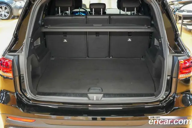 Mercedes-Benz GLB-Class 2022 2.0 автомат (гидро), миниатюра 5