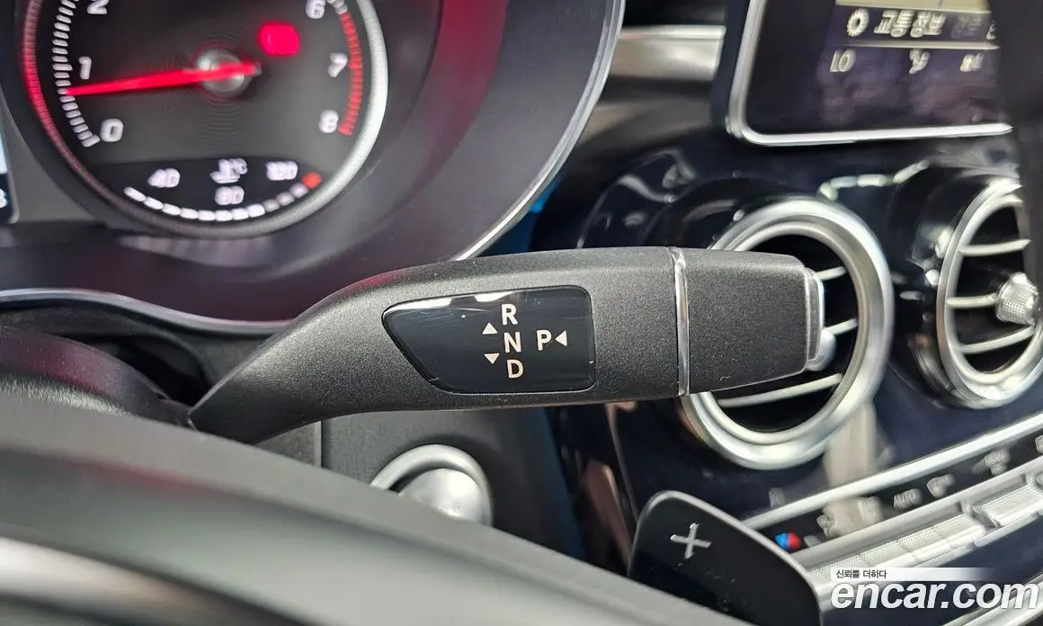 Mercedes-Benz GLC-Class 2019 2.0 автомат (гидро), фото 12 Mercedes-Benz GLC-Class 2019 2.0 автомат (гидро), фото 12