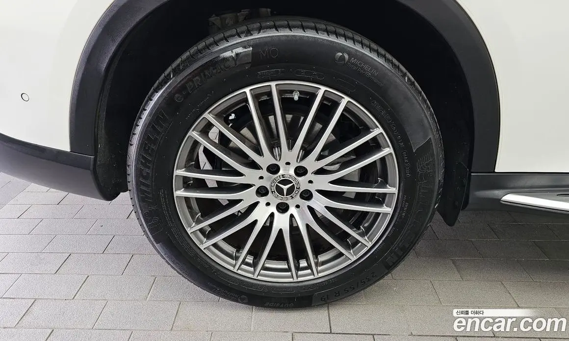 Mercedes-Benz GLC-Class 2024 2.0 автомат (гидро), фото 5