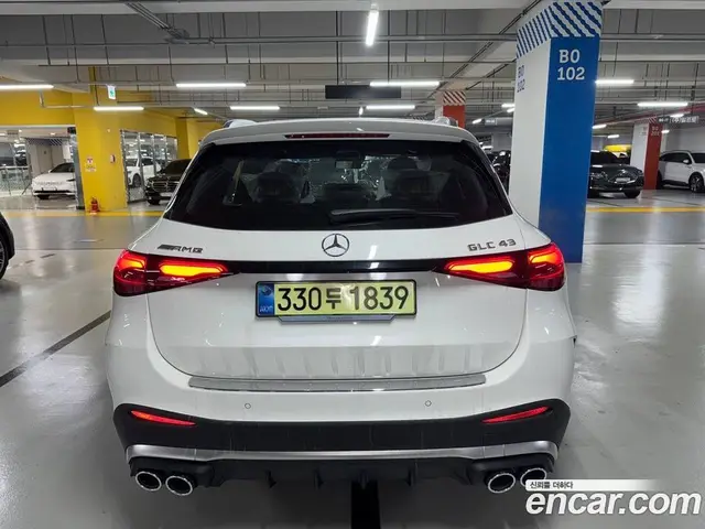 Mercedes-Benz GLC-Class 2025 2.0 автомат (гидро), миниатюра 2