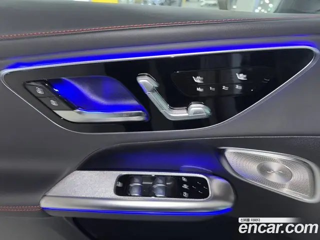 Mercedes-Benz GLC-Class 2025 2.0 автомат (гидро), миниатюра 11