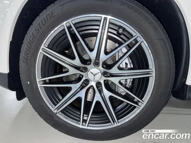 Mercedes-Benz GLC-Class 2025 2.0 автомат (гидро), миниатюра 5
