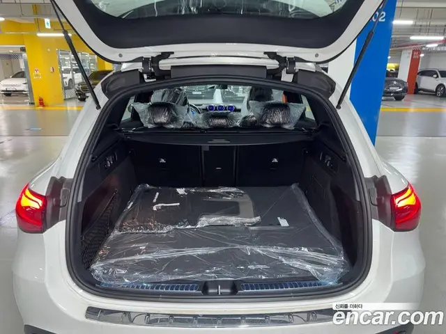 Mercedes-Benz GLC-Class 2025 2.0 автомат (гидро), миниатюра 6
