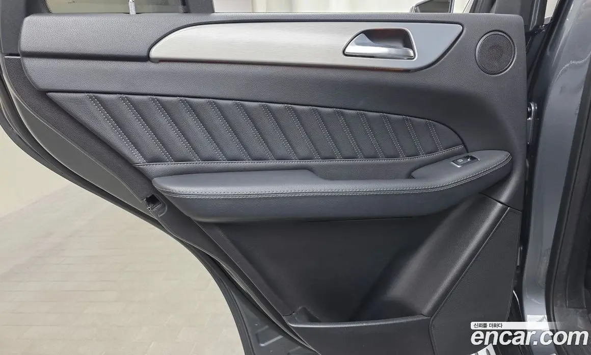 Mercedes-Benz GLE-Class 2018 3.0 автомат (гидро), фото 15 Mercedes-Benz GLE-Class 2018 3.0 автомат (гидро), фото 15