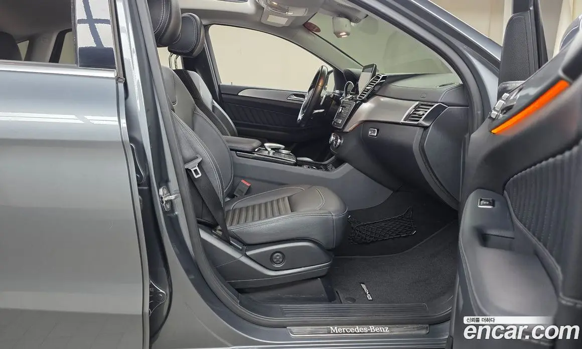 Mercedes-Benz GLE-Class 2018 3.0 автомат (гидро), фото 16 Mercedes-Benz GLE-Class 2018 3.0 автомат (гидро), фото 16