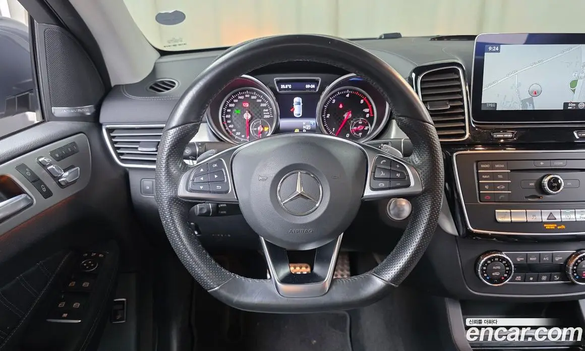 Mercedes-Benz GLE-Class 2018 3.0 автомат (гидро), фото 20 Mercedes-Benz GLE-Class 2018 3.0 автомат (гидро), фото 20