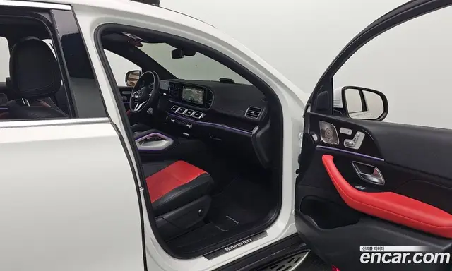 Mercedes-Benz GLE-Class 2023 2.9 автомат (гидро), миниатюра 11