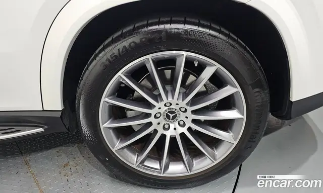 Mercedes-Benz GLE-Class 2023 2.9 автомат (гидро), миниатюра 5