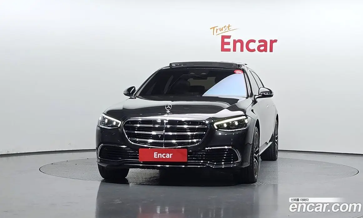 Mercedes-Benz S-Class 2023 4.0 автомат (гидро), фото 3 Mercedes-Benz S-Class 2023 4.0 автомат (гидро), фото 3