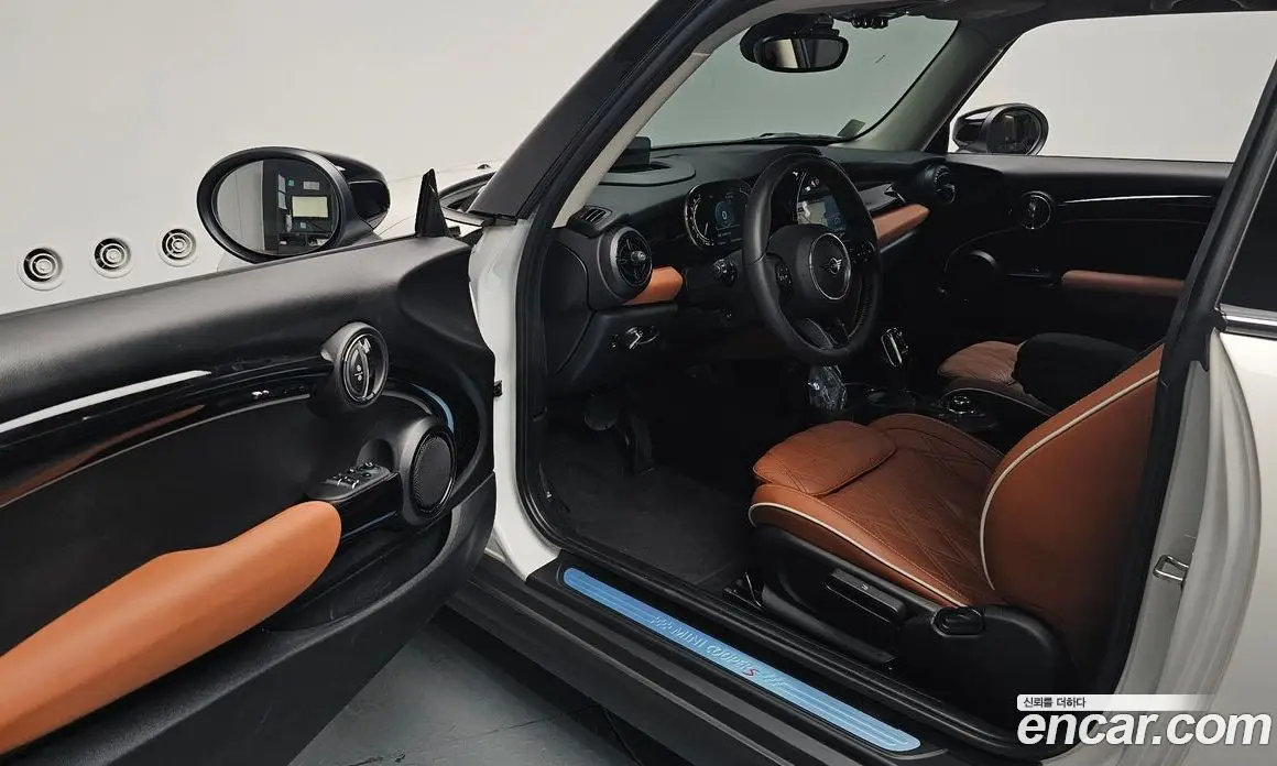 Mini Cooper 2023 2.0 автомат (гидро), фото 12 Mini Cooper 2023 2.0 автомат (гидро), фото 12