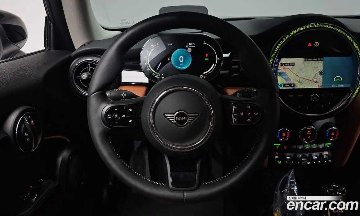 Mini Cooper 2023 2.0 автомат (гидро), фото 17 Mini Cooper 2023 2.0 автомат (гидро), фото 17