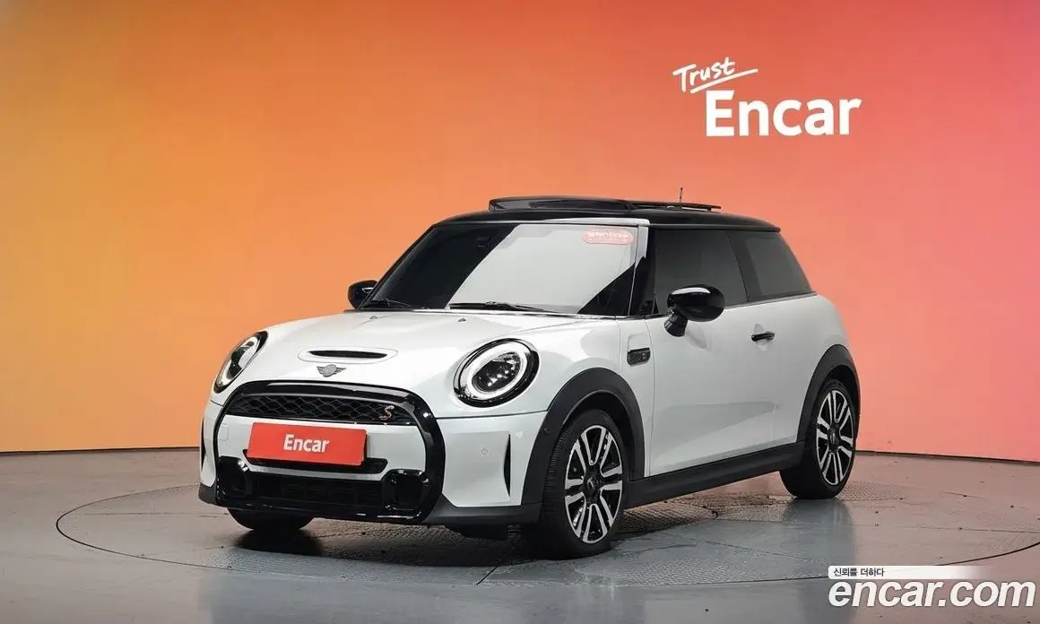 Mini Cooper 2023 2.0 автомат (гидро), фото 34 Mini Cooper 2023 2.0 автомат (гидро), фото 34