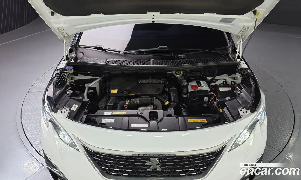 Peugeot 5008 2018 1.6 автомат (гидро), фото 6