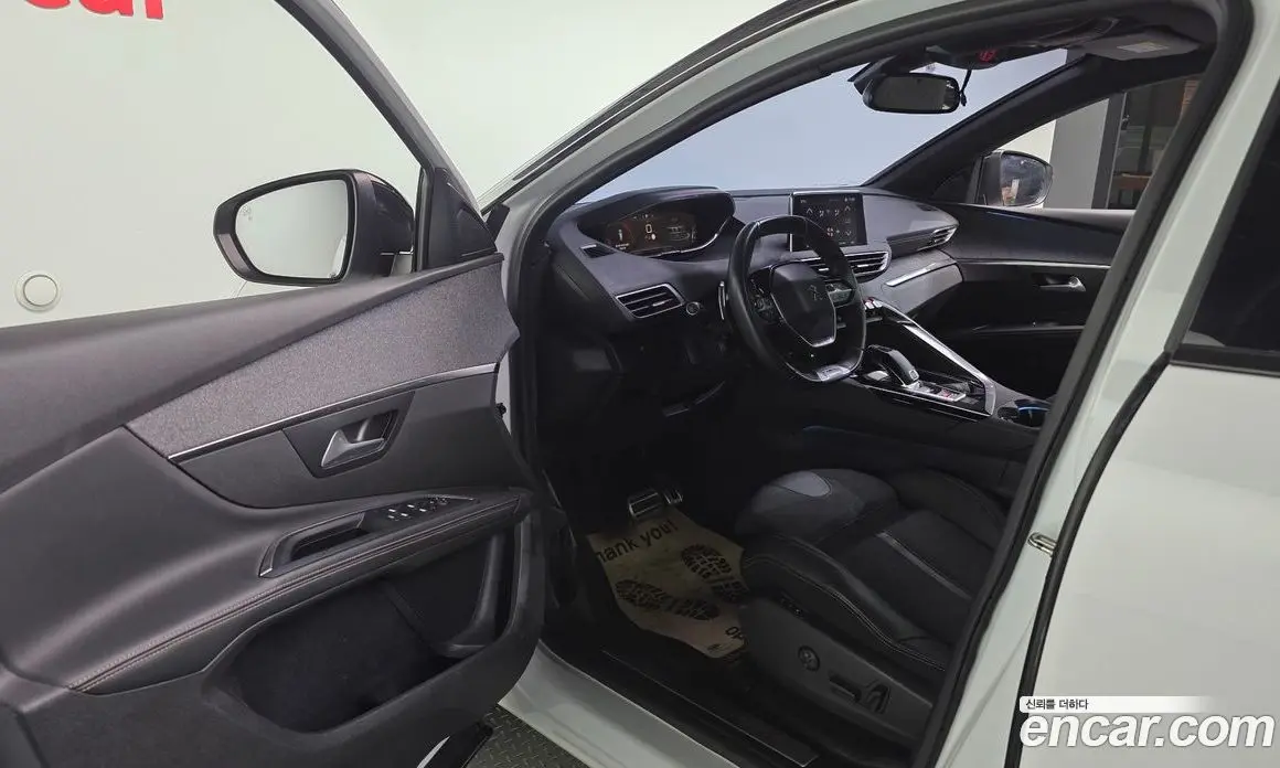 Peugeot 5008 2018 1.6 автомат (гидро), фото 10