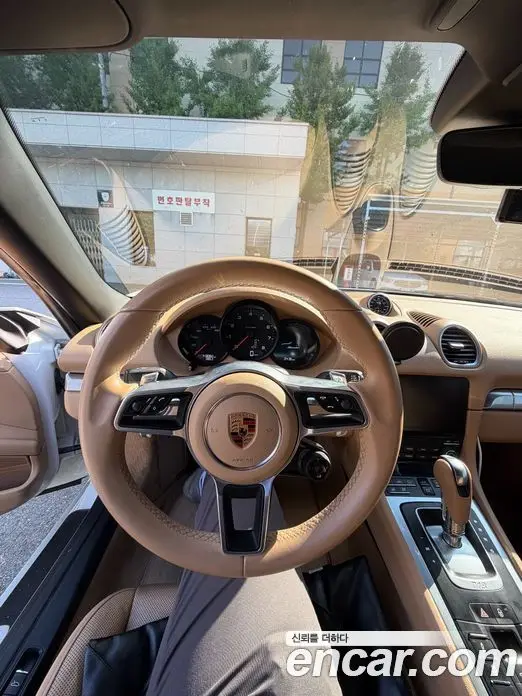Porsche 718 2017 2.0 автомат (гидро), фото 10 Porsche 718 2017 2.0 автомат (гидро), фото 10