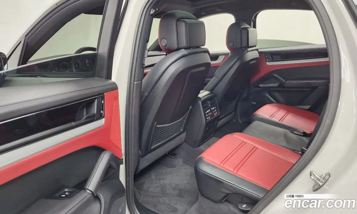 Porsche Cayenne 2024 3.0 автомат (гидро), фото 16 Porsche Cayenne 2024 3.0 автомат (гидро), фото 16
