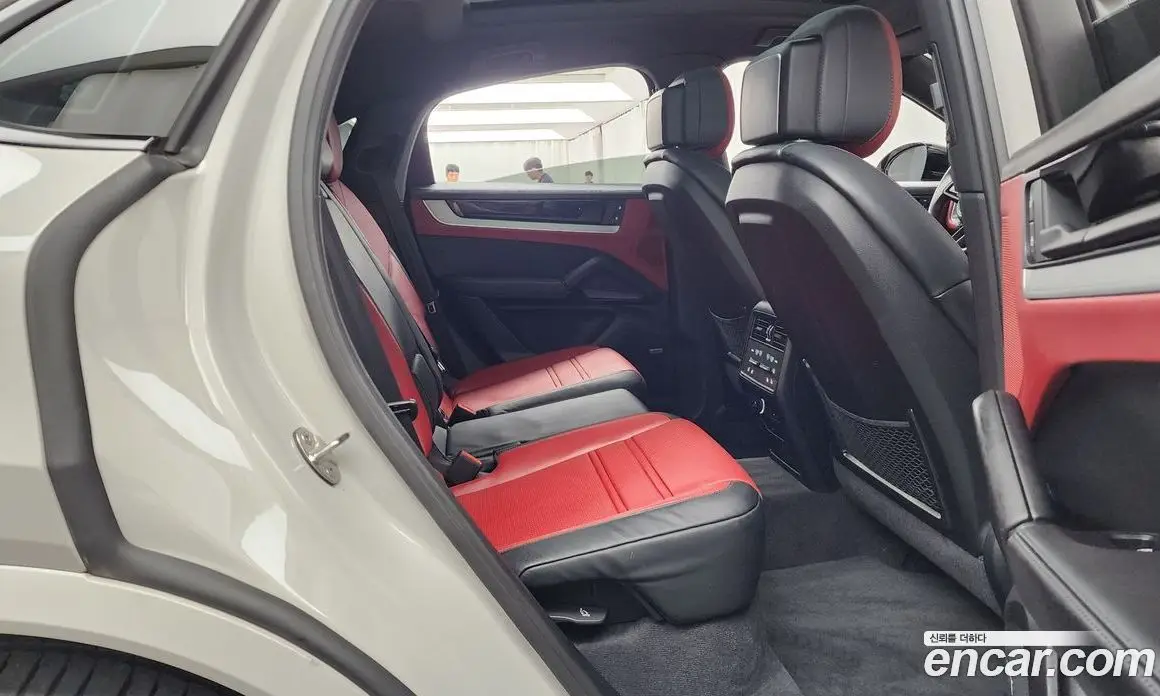 Porsche Cayenne 2024 3.0 автомат (гидро), фото 18 Porsche Cayenne 2024 3.0 автомат (гидро), фото 18
