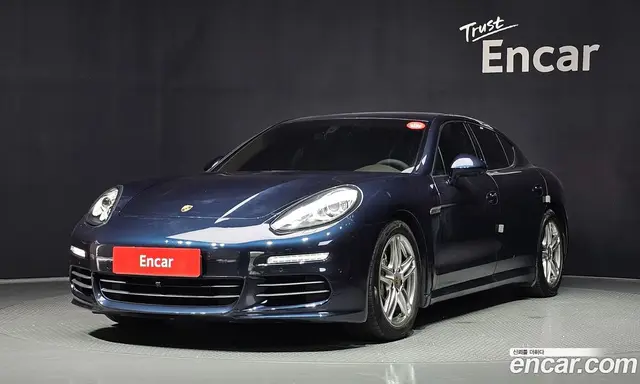 Porsche Panamera 2015 3.0 автомат (гидро), миниатюра 1 Porsche Panamera 2015 3.0 автомат (гидро), миниатюра 1