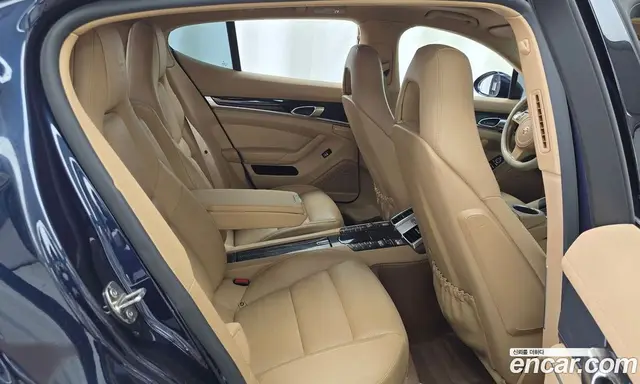 Porsche Panamera 2015 3.0 автомат (гидро), миниатюра 11 Porsche Panamera 2015 3.0 автомат (гидро), миниатюра 11
