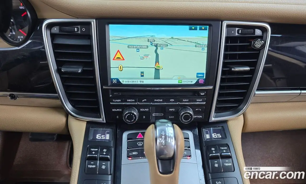 Porsche Panamera 2015 3.0 автомат (гидро), фото 13 Porsche Panamera 2015 3.0 автомат (гидро), фото 13