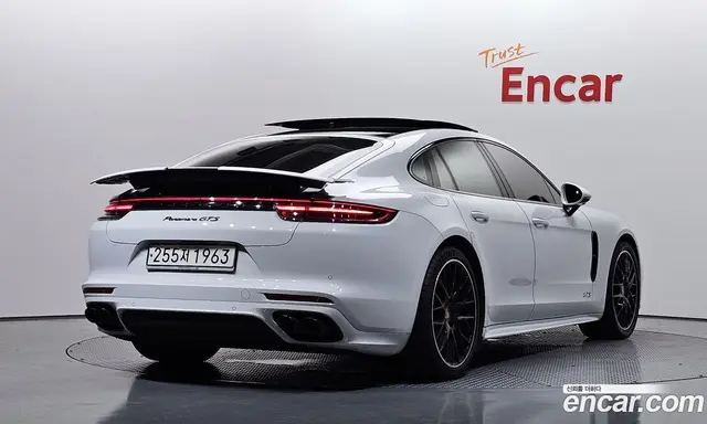 Porsche Panamera 2020 4.0 автомат (гидро), миниатюра 2 Porsche Panamera 2020 4.0 автомат (гидро), миниатюра 2