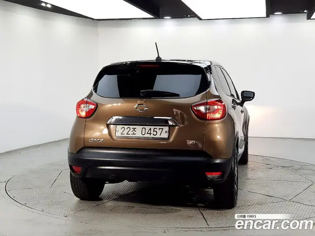 Renault (Samsung) QM3 2016 1.5 автомат (гидро), миниатюра 3 Renault (Samsung) QM3 2016 1.5 автомат (гидро), миниатюра 3