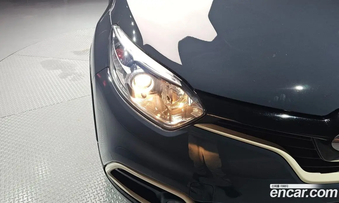 Renault (Samsung) QM3 2017 1.5 автомат (гидро), фото 8 Renault (Samsung) QM3 2017 1.5 автомат (гидро), фото 8