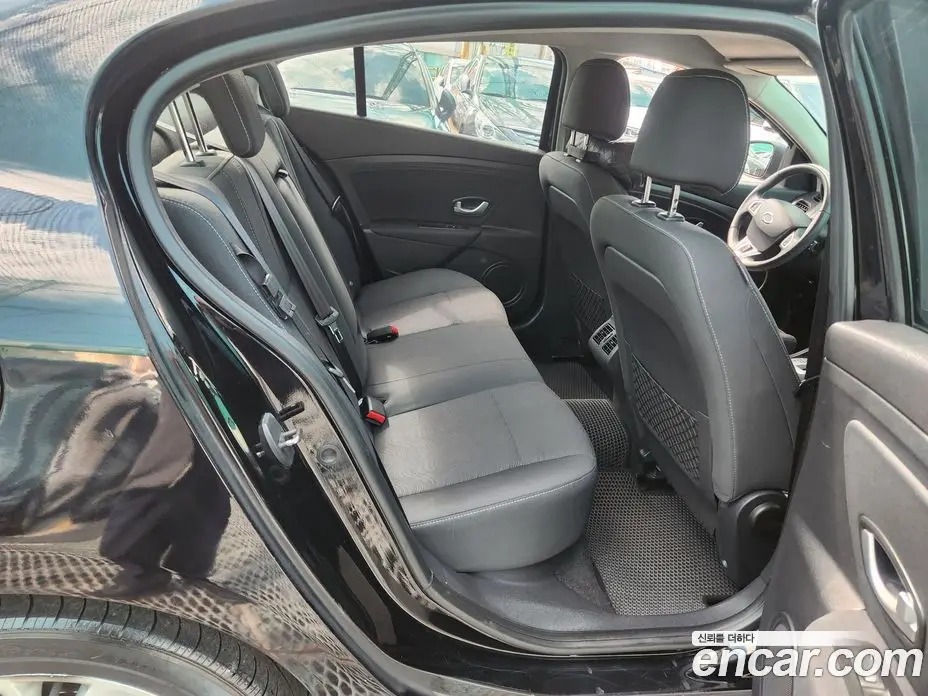 Renault (Samsung) SM3 2013 1.6 автомат (гидро), фото 14 Renault (Samsung) SM3 2013 1.6 автомат (гидро), фото 14