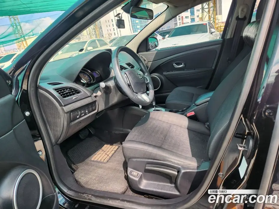 Renault (Samsung) SM3 2013 1.6 автомат (гидро), фото 5 Renault (Samsung) SM3 2013 1.6 автомат (гидро), фото 5
