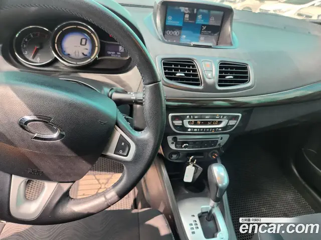 Renault (Samsung) SM3 2013 1.6 автомат (гидро), миниатюра 7 Renault (Samsung) SM3 2013 1.6 автомат (гидро), миниатюра 7