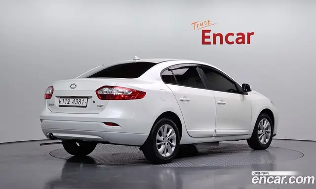 Renault (Samsung) SM3 2015 1.6 автомат (гидро), миниатюра 2 Renault (Samsung) SM3 2015 1.6 автомат (гидро), миниатюра 2