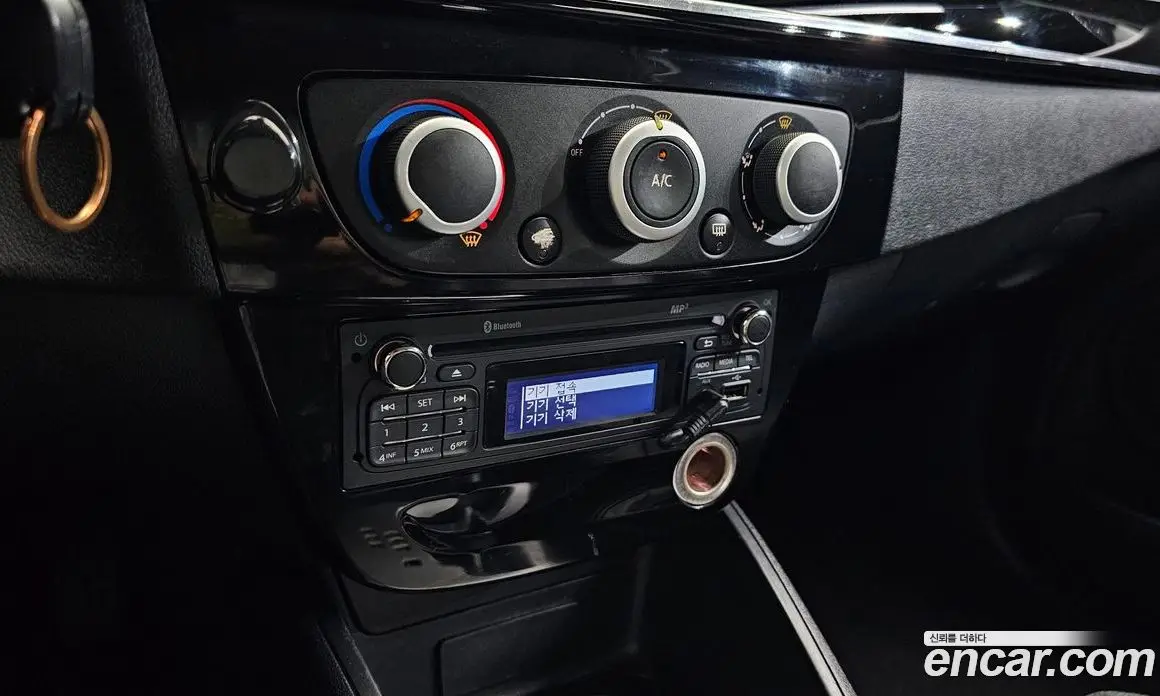 Renault (Samsung) SM3 2015 1.6 автомат (гидро), фото 16 Renault (Samsung) SM3 2015 1.6 автомат (гидро), фото 16