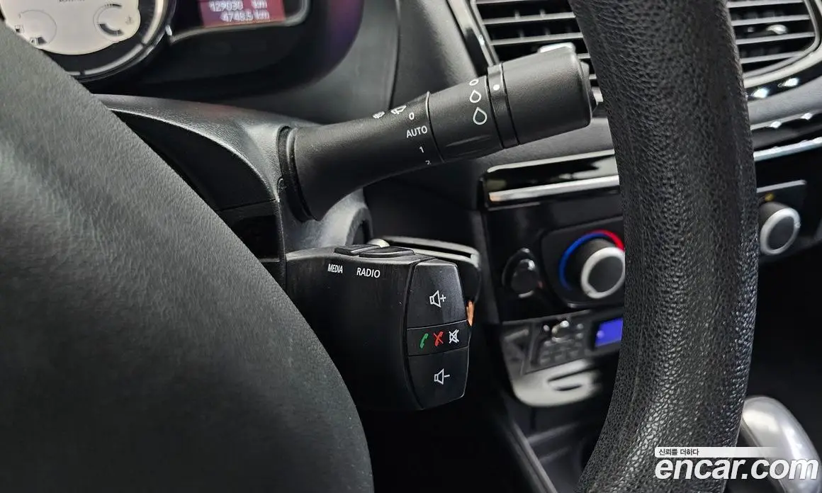 Renault (Samsung) SM3 2015 1.6 автомат (гидро), фото 20 Renault (Samsung) SM3 2015 1.6 автомат (гидро), фото 20